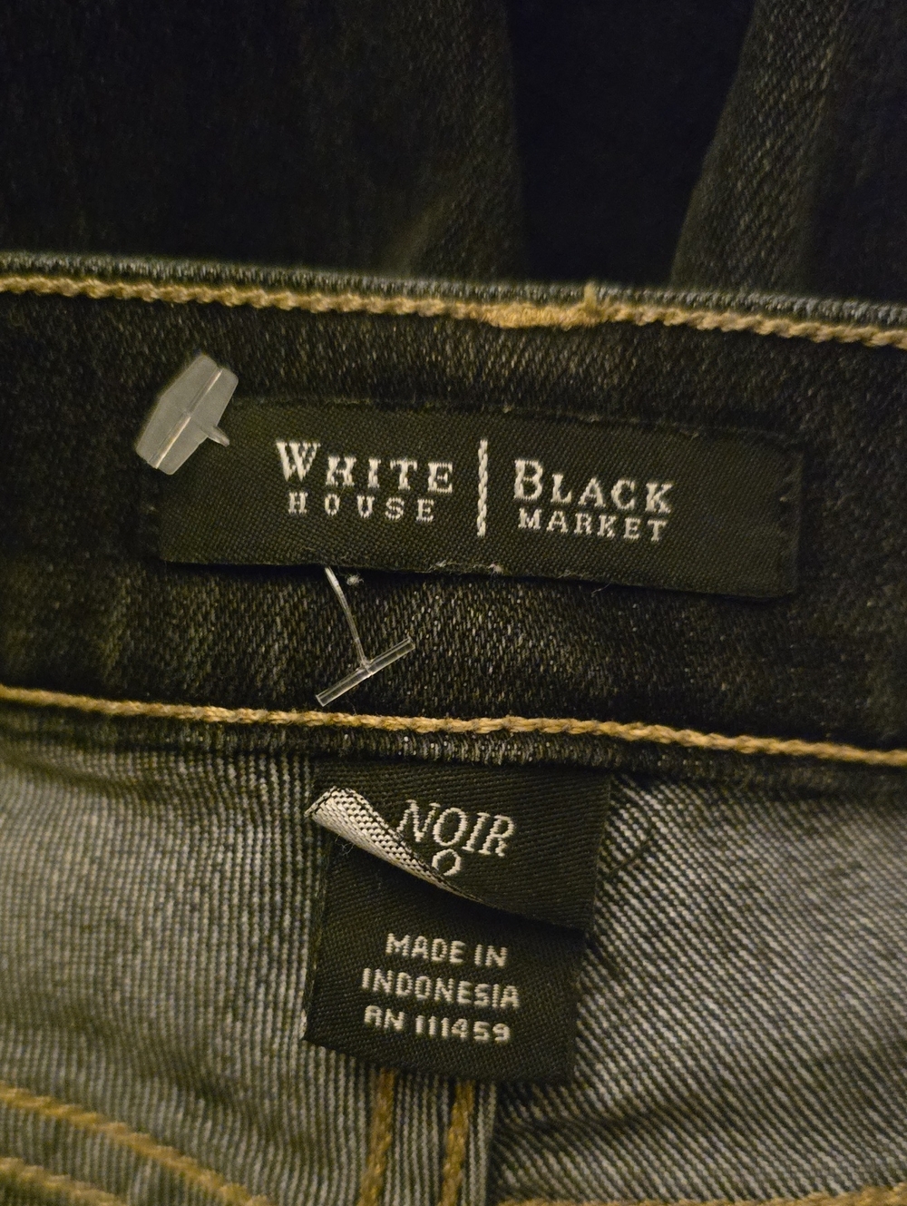 White House Black Market Jeans Women's Size 0 Noir Black Slim Straight Jeans